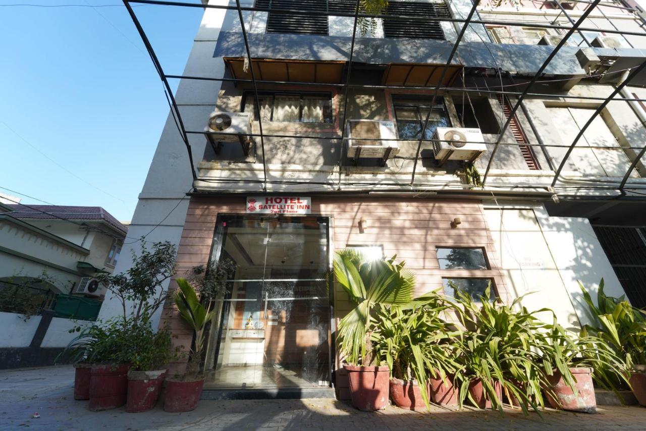 Hotel New Empire Ahmedabad Exterior foto